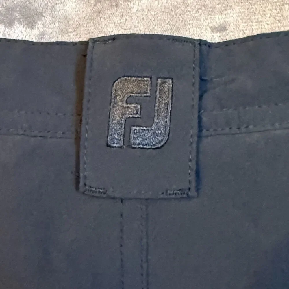 FootJoy black golf shorts Size 35